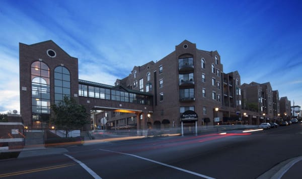 MainCentre property